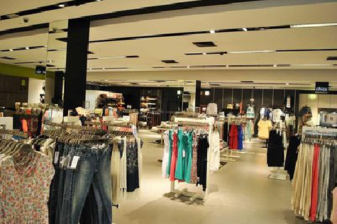 北流商场里的店面怎么装修？